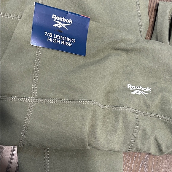 Reebok Olive Green Women's Leggings NWT - Picture 5 of 7